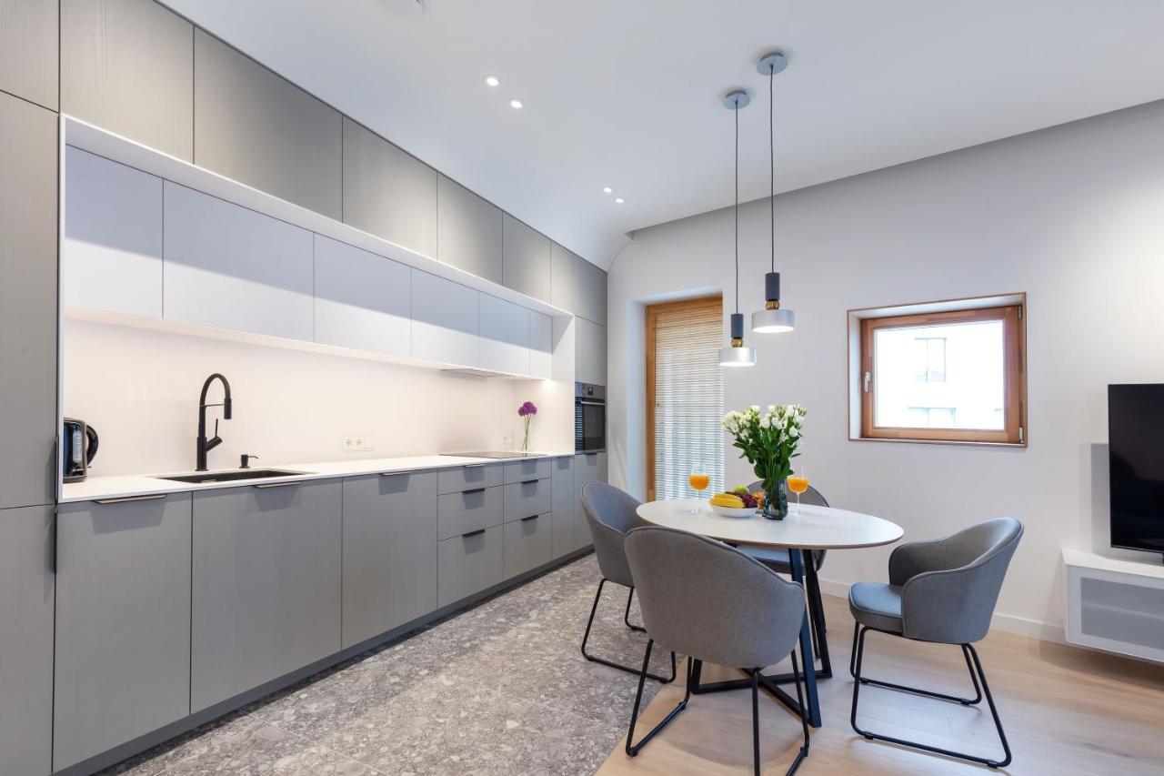 #stayhere - Brand New & Ultra Modern 1bdr Upscale Neighbourhood Paupys Apartment